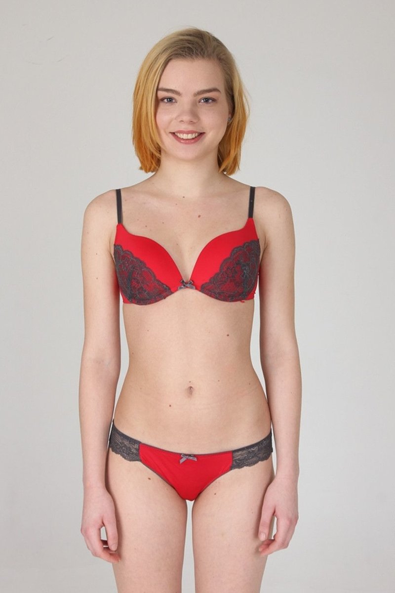 Ольга, 21 год, 1 размер груди